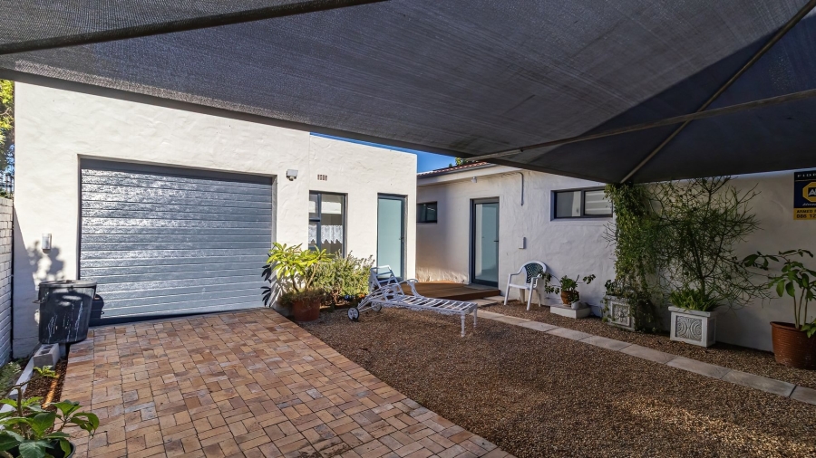 To Let 3 Bedroom Property for Rent in Port Owen Western Cape